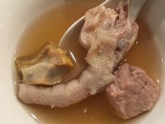 螺肉鸡爪汤-上海外滩雅致酒店
