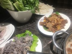 蔬菜拼盘-仄园围炉坊·牛肉火锅·汕头卤水火锅(蛇口店)