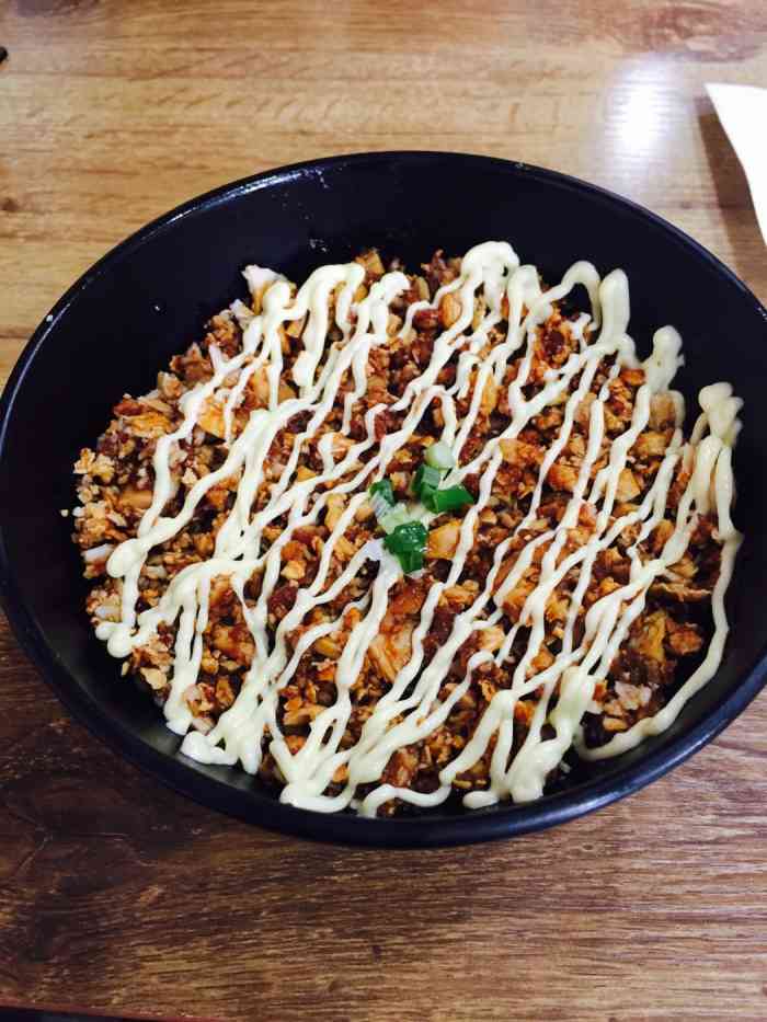 助屋炸鸡拌饭(兴平中路店)-"味道太好了,简直真是太美味了,价钱也不贵