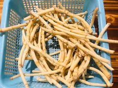 折耳根-周幺妹重庆老火锅(银泰城总店)