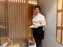 -花和海鲜自助(梅江店)