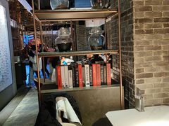 大堂-桂二老坛酸菜鱼(三街两巷店)