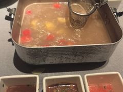 -左庭右院鲜牛肉火锅黑金店(陆家嘴中心店)