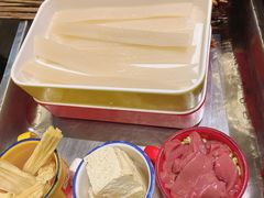 -钢管厂五区小郡肝串串香火锅(人民广场店)
