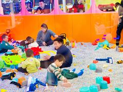 -鸿通城购物中心