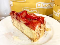 草莓奶酪蛋糕-凯宾美食廊Kempi Deli·凯宾斯基饭店(亮马桥路店)