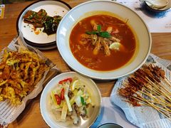 -临界音乐酒馆·小龙虾·江湖菜(华熙LIVE·鱼洞店)
