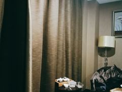 -龙岩东方凯悦商务酒店(国际美食城店)