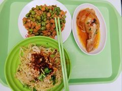 鸡丝凉面-北大家园食堂