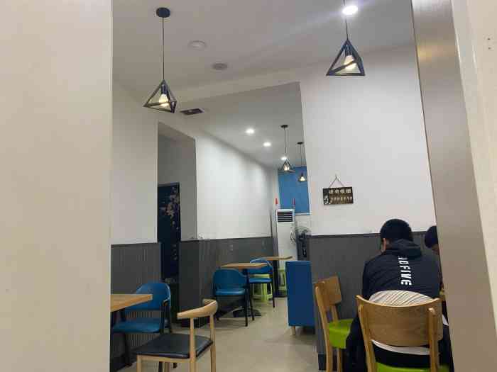 茶里屯(育贤中学店)-"91 菜品推荐:奥利奥蛋糕奶茶,12月新.