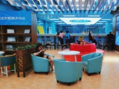 -Swim斯卫姆国际儿童游泳中心(红博中央公园店)