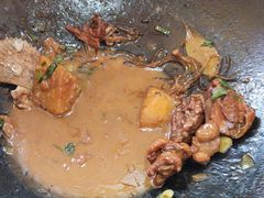 -锅老头海鲜铁锅炖