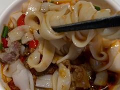 -左庭右院鲜牛肉火锅(金山万达店)