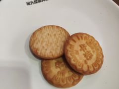 -奔驰北京极光星徽(四元桥店)