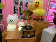 -LINE FRIENDS Garosu-gil Flagship Store