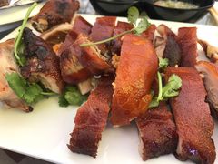 乳豬焗飯-雅憩花园餐厅