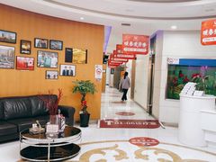 -雅悦齿科(顾村公园店)