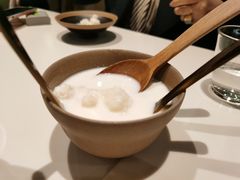 奶白酒-胡麻(静安嘉里店)