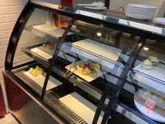 面包甜点陈列柜-火锅岛潮牌自助餐厅(天津天佑城店)