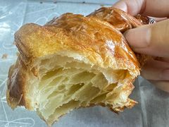 -VERIE BAKEHOUSE