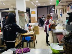 大堂-丽华叶儿粑总汇