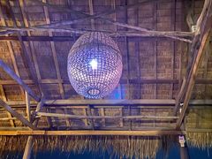 -乌托邦酒吧和餐厅