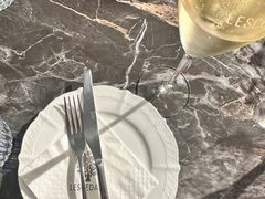 -LESCEDARS Brasserie Bistro香柏树