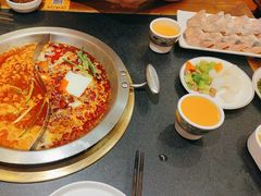 -沸炉重庆老火锅(军事博物馆店)