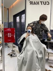 -CUT CUT Hair Salon