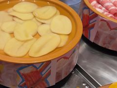 -龍歌自助小火锅(市南金茂湾店)