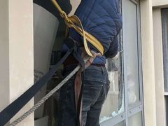 -中央商场维修(东明路店)