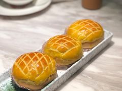 酥皮水牛奶菠萝包-陶陶居酒家(海岸城店)