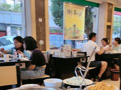 -迎宾楼(解放西街店)