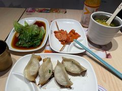 -小杨生煎(浦江欢乐颂店)