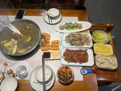 -乡土黄·鲜牛肉火锅·小龙虾(兴业街店)