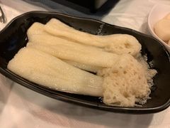 -鲜入围煮花胶鸡海鲜火锅