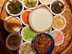 -包整·丝娃娃(一览甲秀楼风景店)