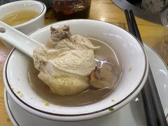 -威邵鸡煲(西华路总店)