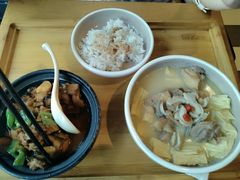 -72街红烧排骨饭(海珠丽影广场店)