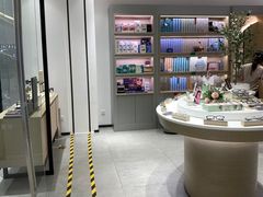 -博士眼镜(罗湖喜荟城店)