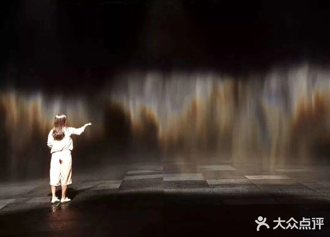 话说— —艺术网红展