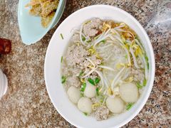 猪肉细米粉汤-榮泰米粉湯(Left Shop)