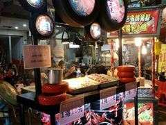-六合夜市