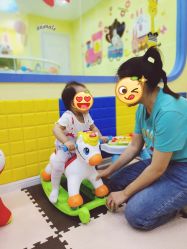 -鱼乐贝贝婴幼儿游泳中心(梅江印象城店)