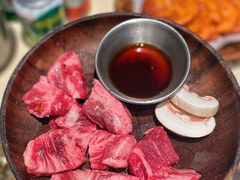 -蚂蚁洞·烤肉大营地(上海静安大悦城店)