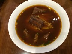 -鼎泰丰(新港中心店)