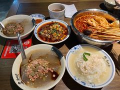 -肖四女乐山跷脚牛肉(南汇大学城生活广场店)