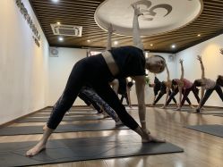 -兴亚瑜伽20年老馆