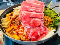 部队锅-MI WU FACTORY米屋美食工厂餐厅(绿地店)