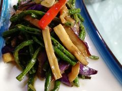 豆角爆茄子-阿西娅食府(中关村店)
